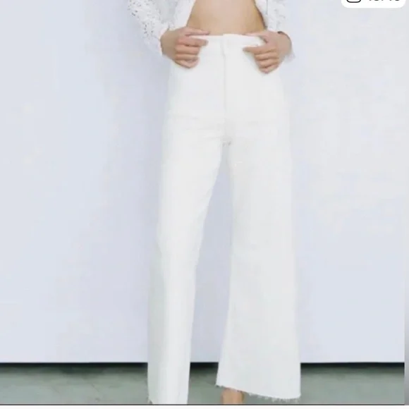 Zara Marine cropped high waisted jeans in white cotton - Picture 4 of 11